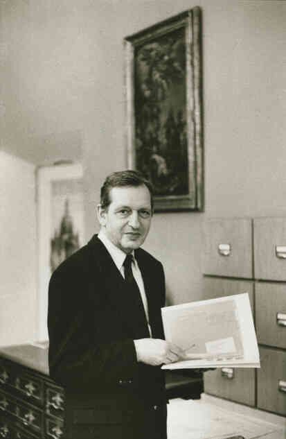 Porträt Heinrich Magirius im Landesamt für Denkmalpflege, 1994