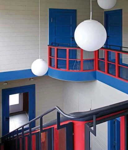 Niesky, Konrad-Wachsmann-Haus, Ansicht Treppenhaus, 2015